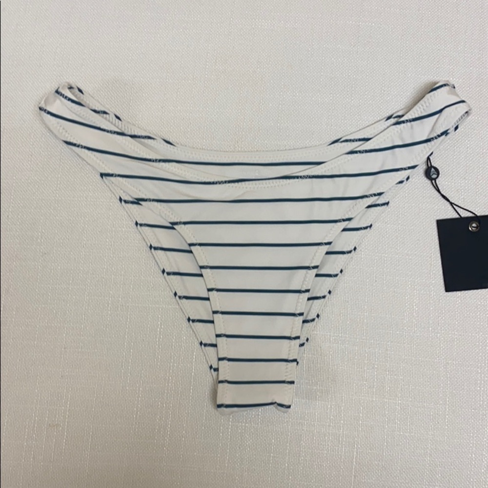 Stone fox swim high rise bottom